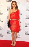 Natalie Portman - jedinstven izgled - slika 17