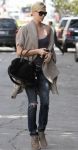 Charlize Theron - prirodna lepotica - slika 5
