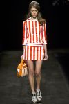 Moschino proleće/leto 2013. - slika 1