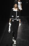 Moschino proleće/leto 2013. - slika 14
