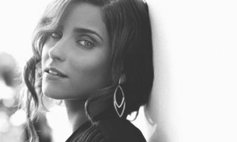 Nelly Furtado - Big Hoops (Bigger The Better)
