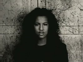 Youssou N’Dour featuring Neneh Cherry - 7 Seconds